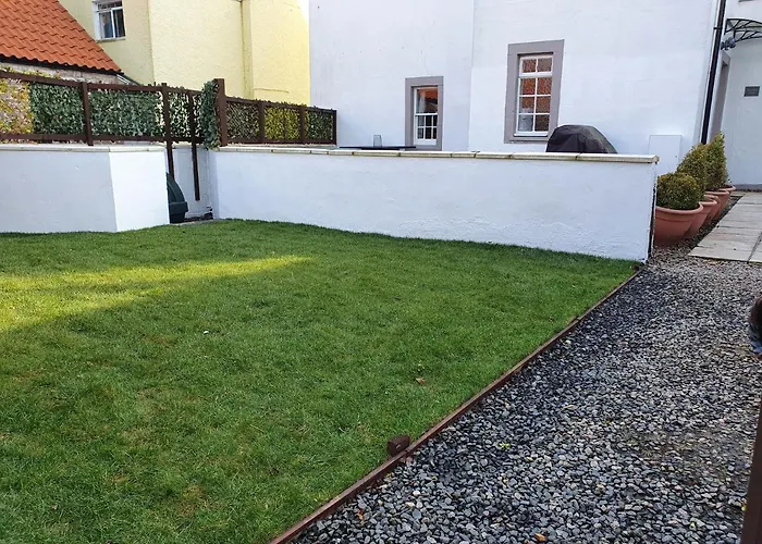 Thornhill House - 5bed 5ensuite+